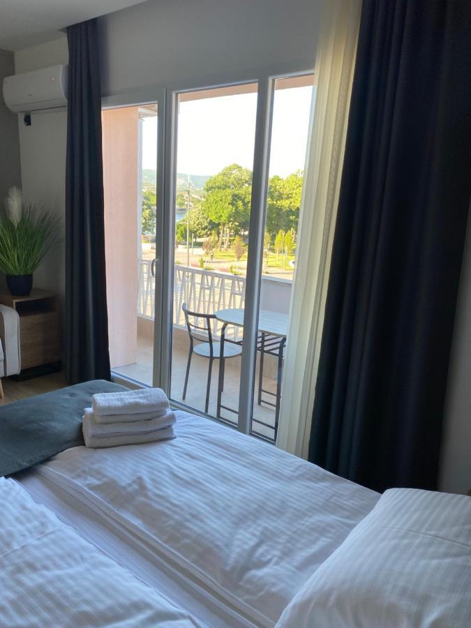 Bonanza Apartments Nis Bagian luar foto